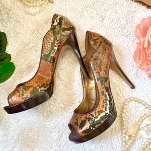 Lulu Townsend Faux Snakeskin Peep-toe Pump